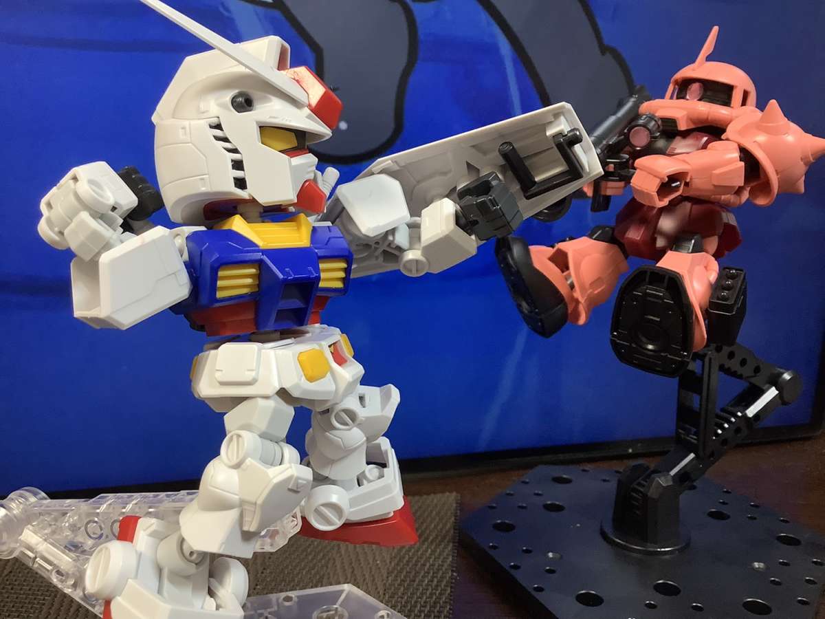 ガンプラSDガンダム クロスシルエット Zガンダム 固かっ