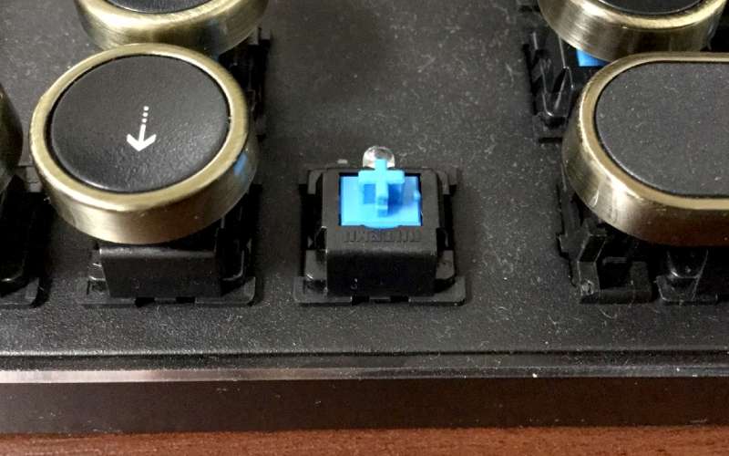 タイプライター風キーボード購入!オレに衝動買いさせてしまう タイプライター風キーボード購入!オレに衝動買いさせてしまう